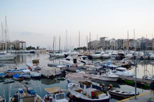 Portul Pireu Attica si porturile sale: Marina Zea 1