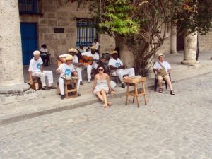 Bagajul pentru Cuba ce luam