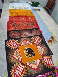 Dambulla Matale Kandy Sri Lanka batik 2
