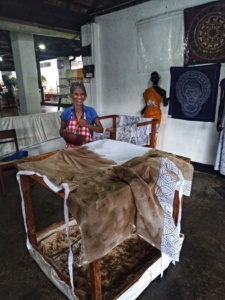 Dambulla Matale Kandy Sri Lanka batik 7