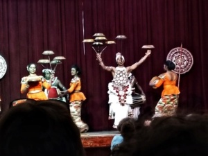Kandy Sri Lanka spectacol dansuri 2